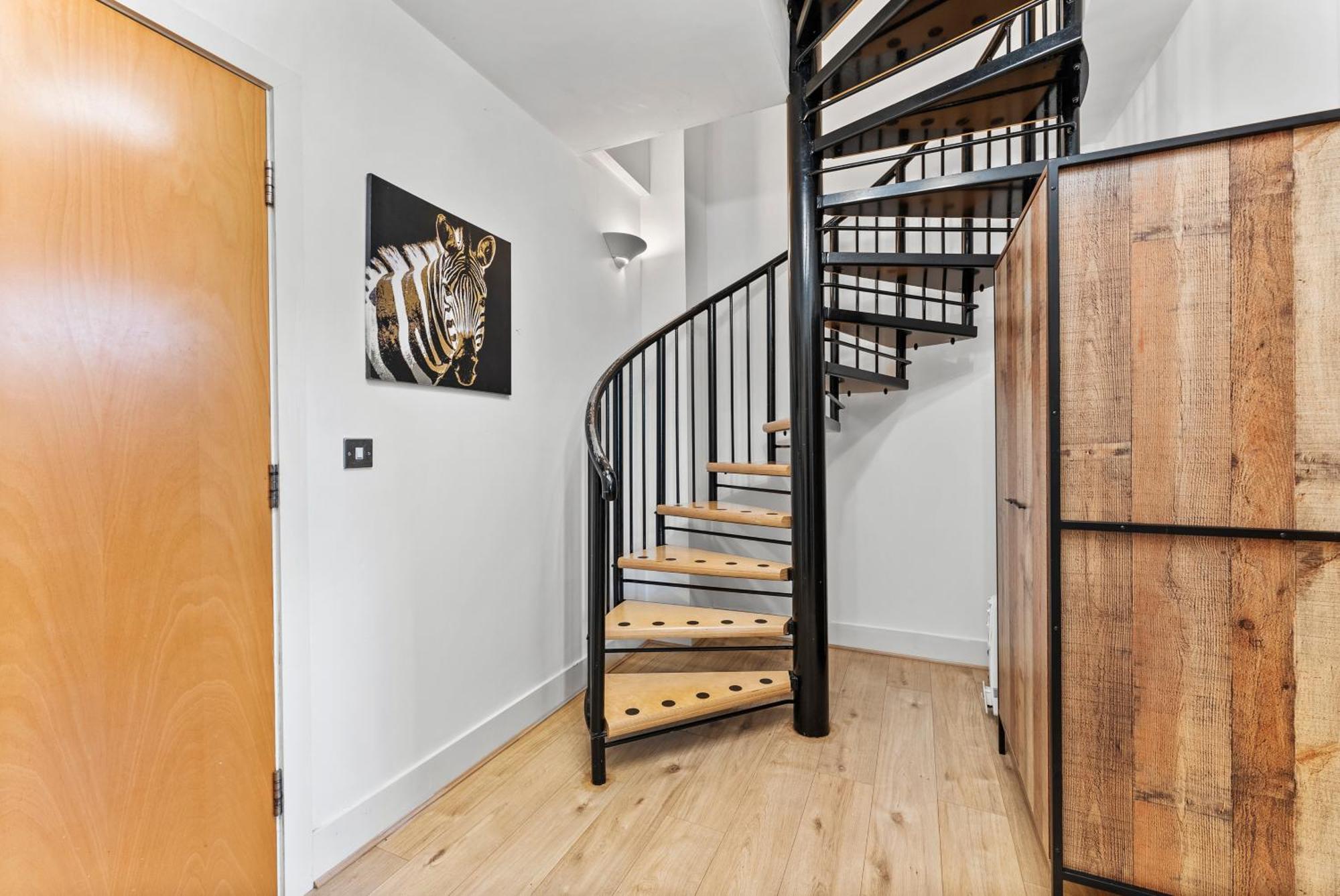 30 Percent Off! Lovely Yorkshire Duplex - Sleeps 6 - Netflix Dewsbury Exterior foto